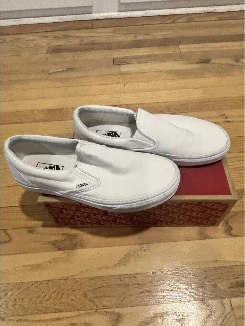Classic Slip-On Shoe - White S9.5M / W11